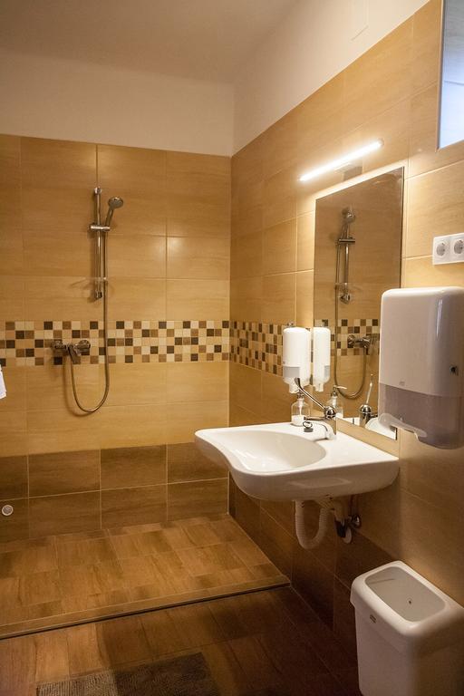 ホテル Maushaus Vemend エクステリア 写真